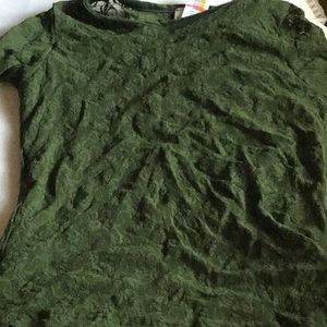 Green lacy short sleeve blouse size M